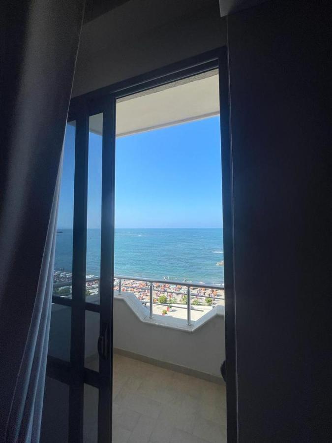 Hotel Ferrara Durrës Zewnętrze zdjęcie