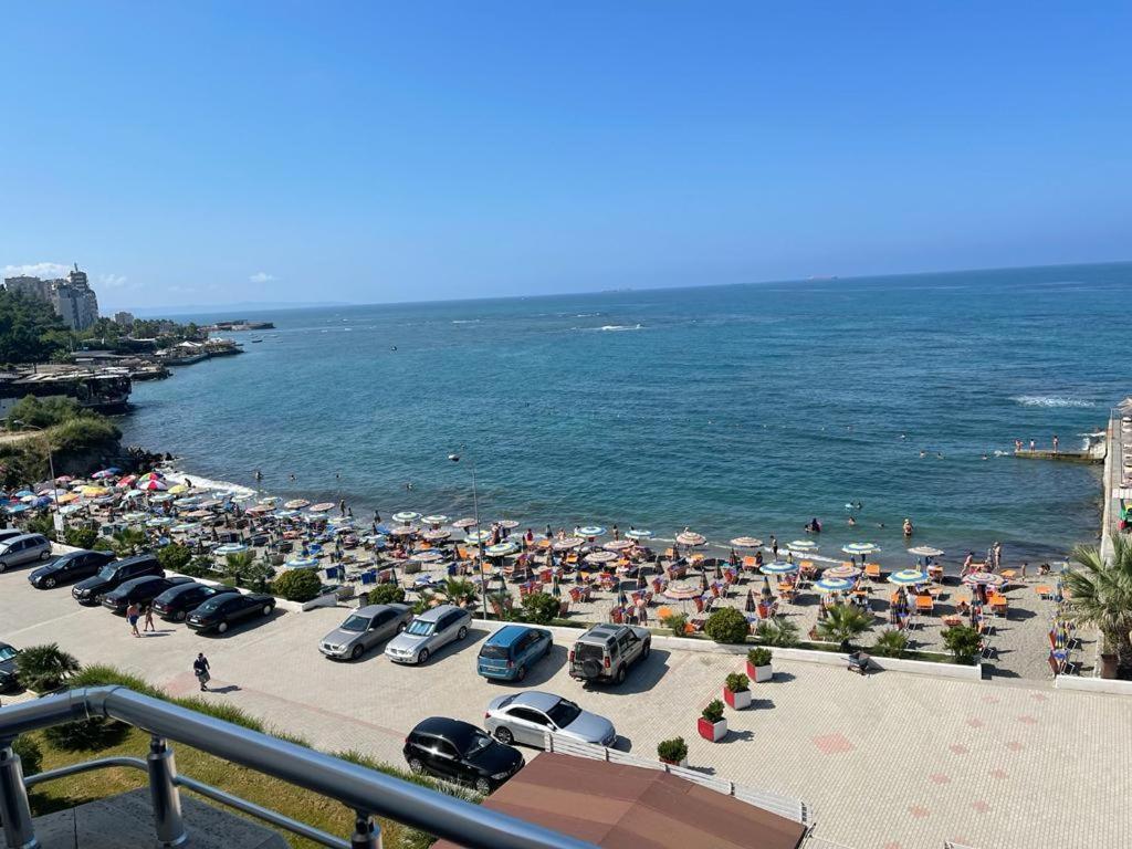 Hotel Ferrara Durrës Zewnętrze zdjęcie