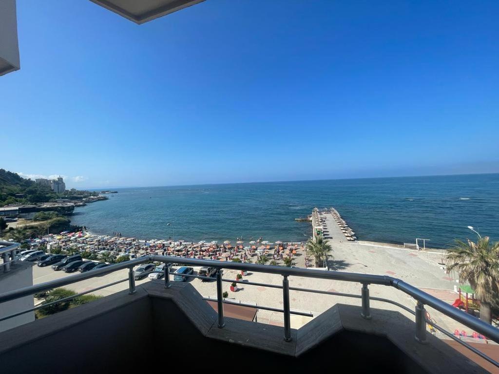 Hotel Ferrara Durrës Zewnętrze zdjęcie