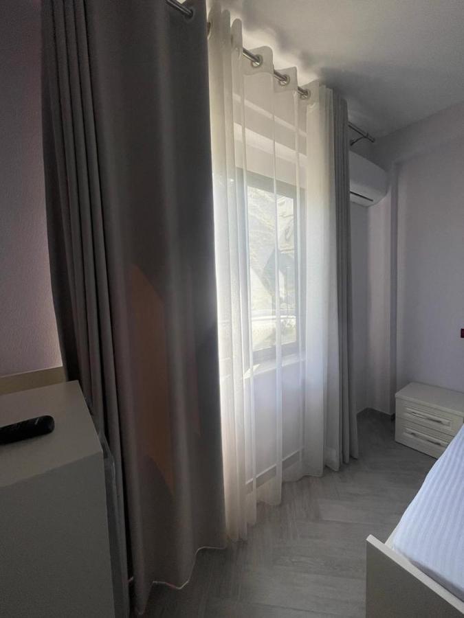 Hotel Ferrara Durrës Zewnętrze zdjęcie
