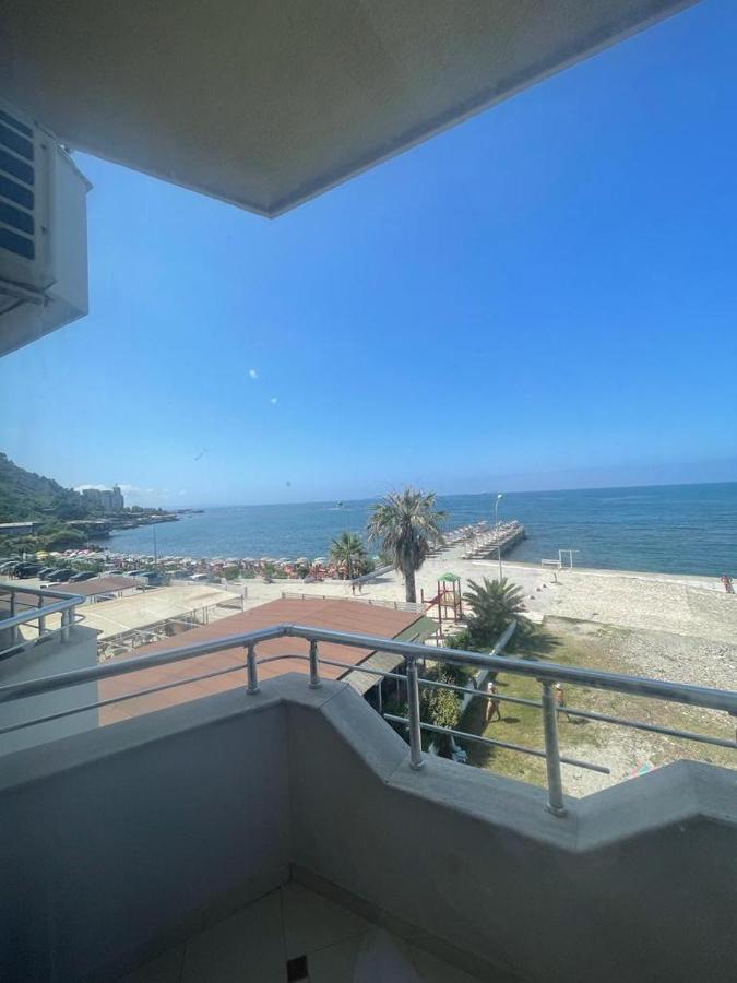 Hotel Ferrara Durrës Zewnętrze zdjęcie